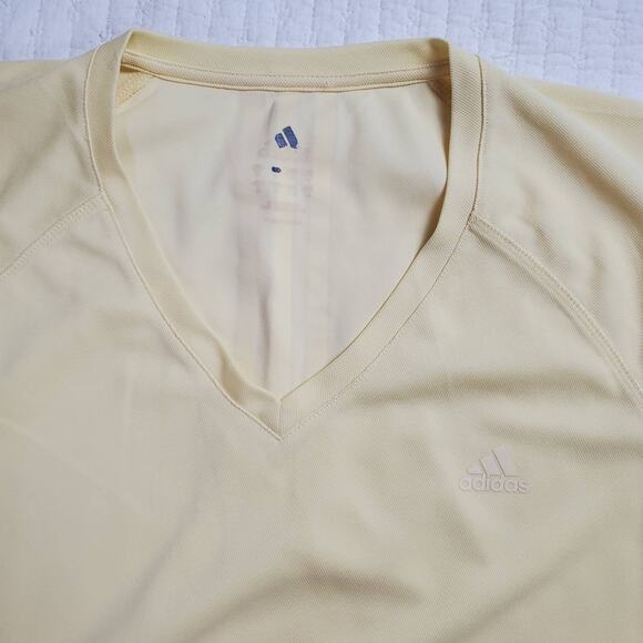 Adidas Activewear Pale Yellow V-Neck Performance Running Shirt Split Hemline M - Picture 6 of 7